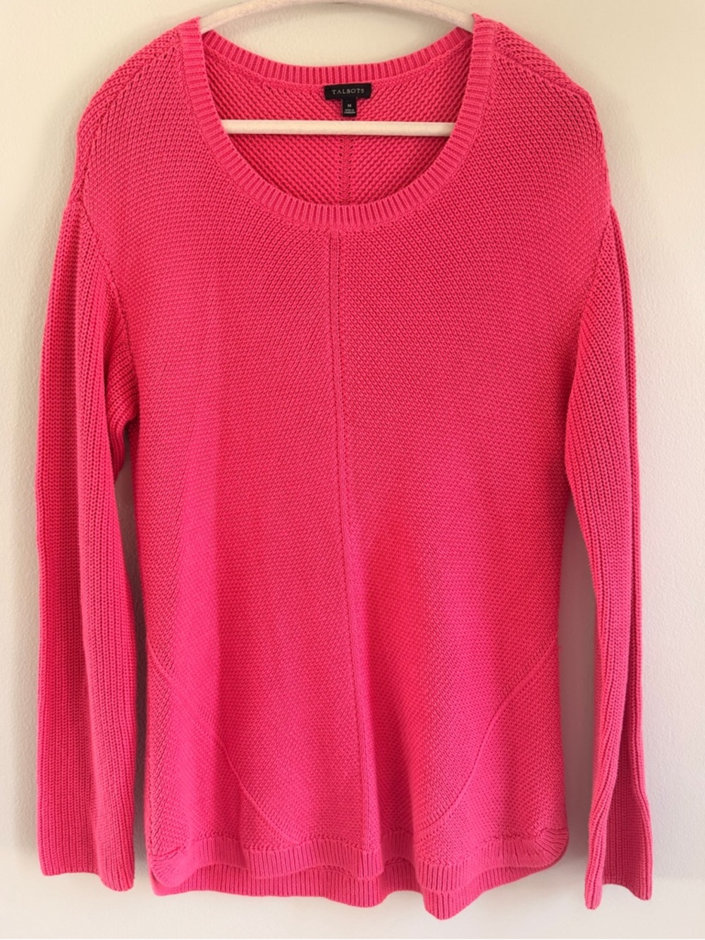 Talbots Women’s Bright Pink Knit Sweater size Medium